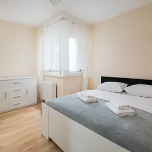 Apartament Praga Minska Rewir, Warszawa