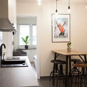 Apartment Chmielna - Center, Warschau